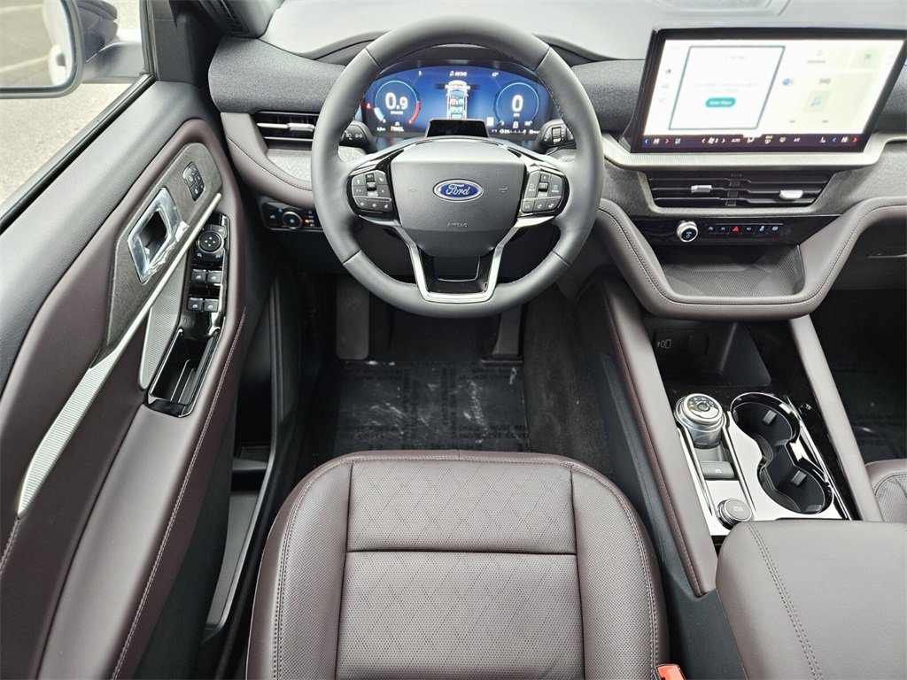 New 2026 Ford Explorer Platinum image 13