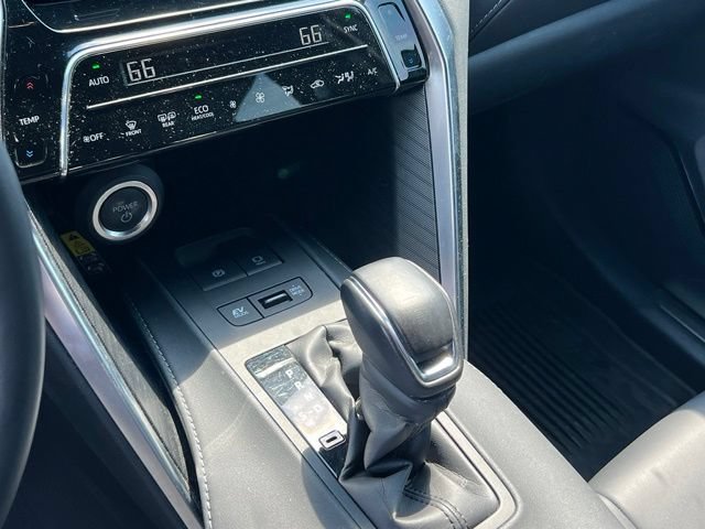 Used 2024 Toyota Venza Nightshade AWD/4WD image 23