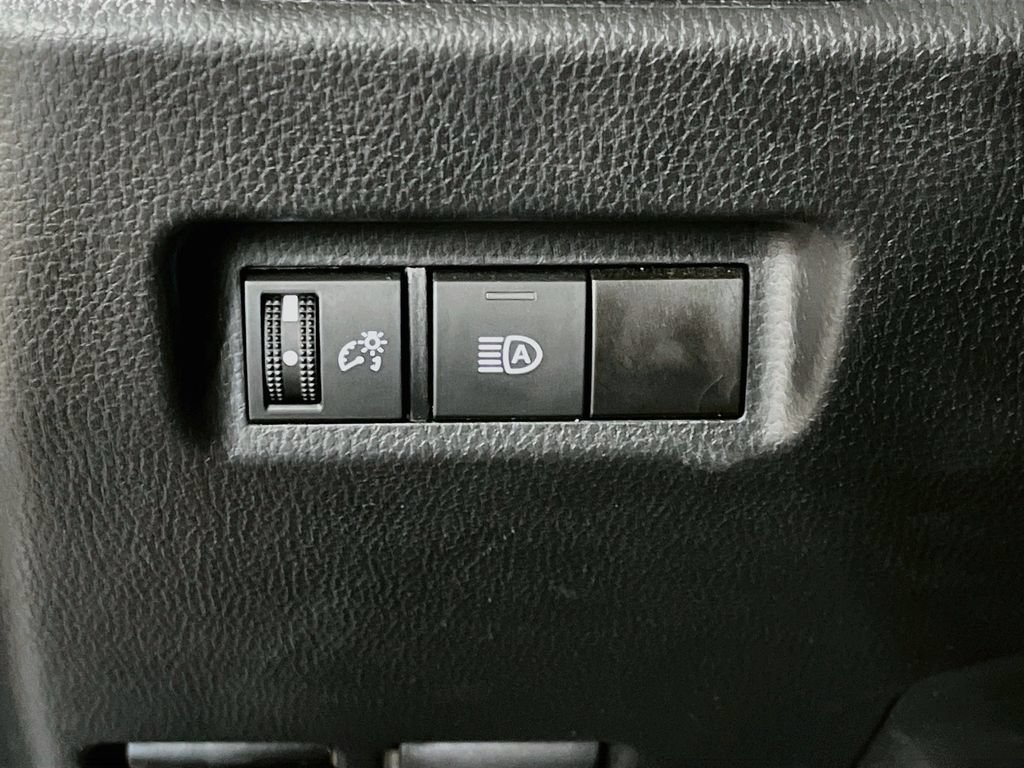 Used 2024 Toyota RAV4 XLE FWD image 14