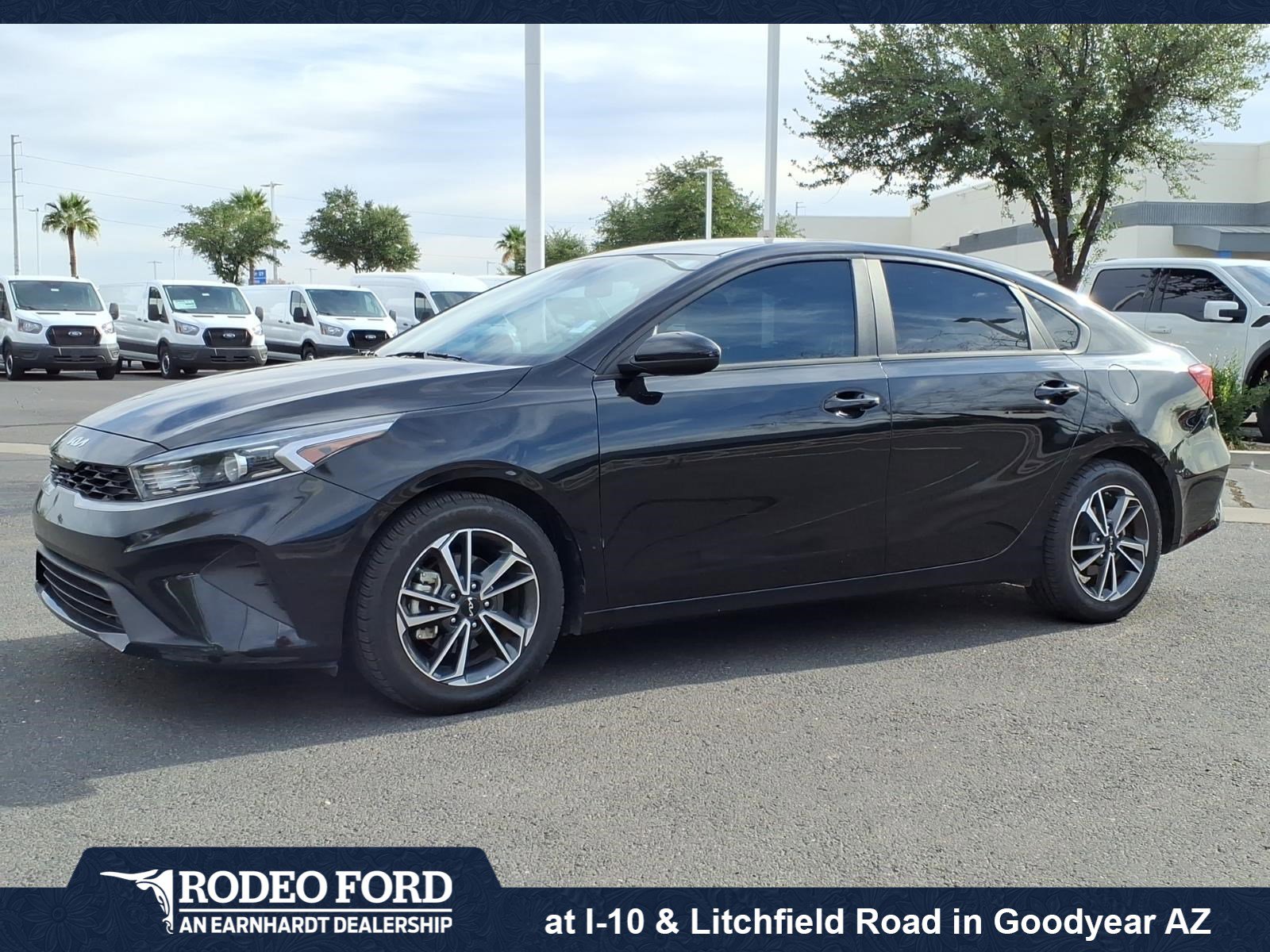 Used 2022 Kia Forte LXS image 1