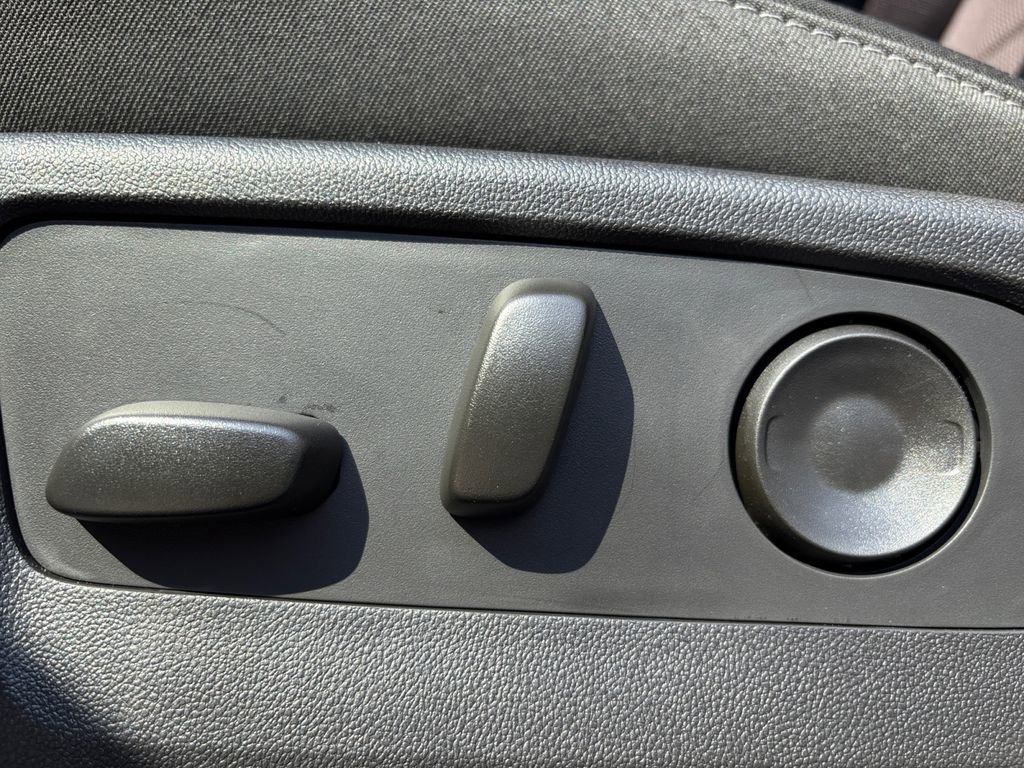 New 2026 Chevrolet Colorado LT RWD image 11