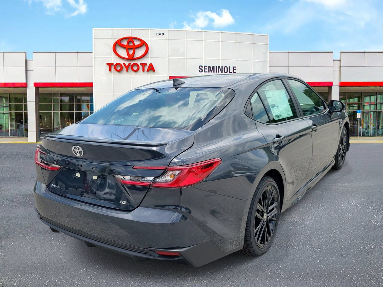 Used 2026 Toyota Camry SE FWD image 2