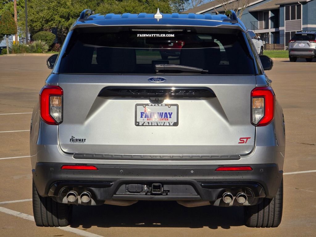 Used 2020 Ford Explorer ST w/ ST Street Pack image 5