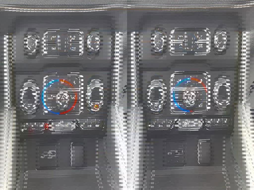 Used 2022 Chevrolet Tahoe Premier image 11