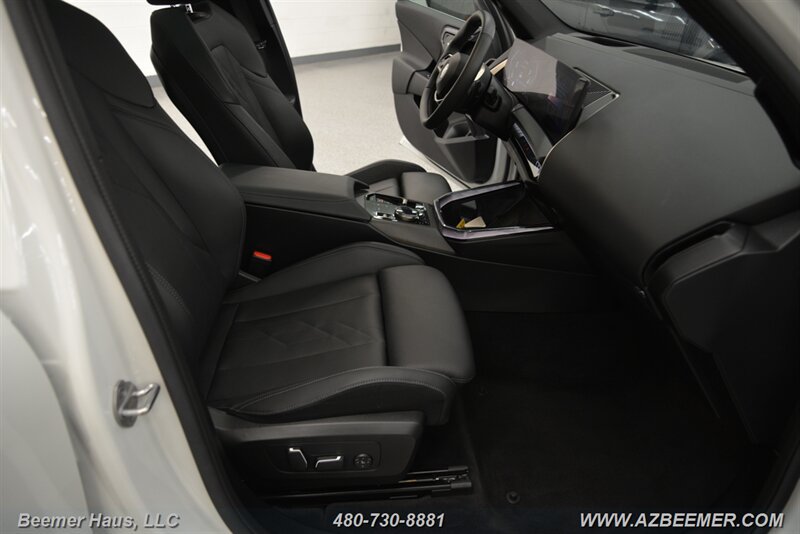 Used 2025 BMW X3 xDrive30i w/ Premium Package AWD/4WD image 23