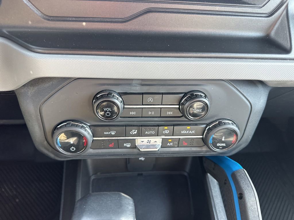 Used 2022 Ford Bronco Black Diamond image 19