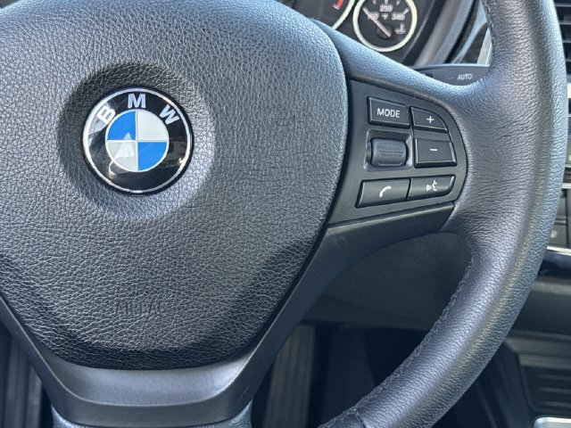 Used 2018 BMW 320i Sedan w/ Convenience Package RWD image 15