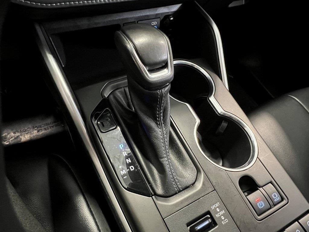 Used 2022 Toyota Highlander XLE image 50