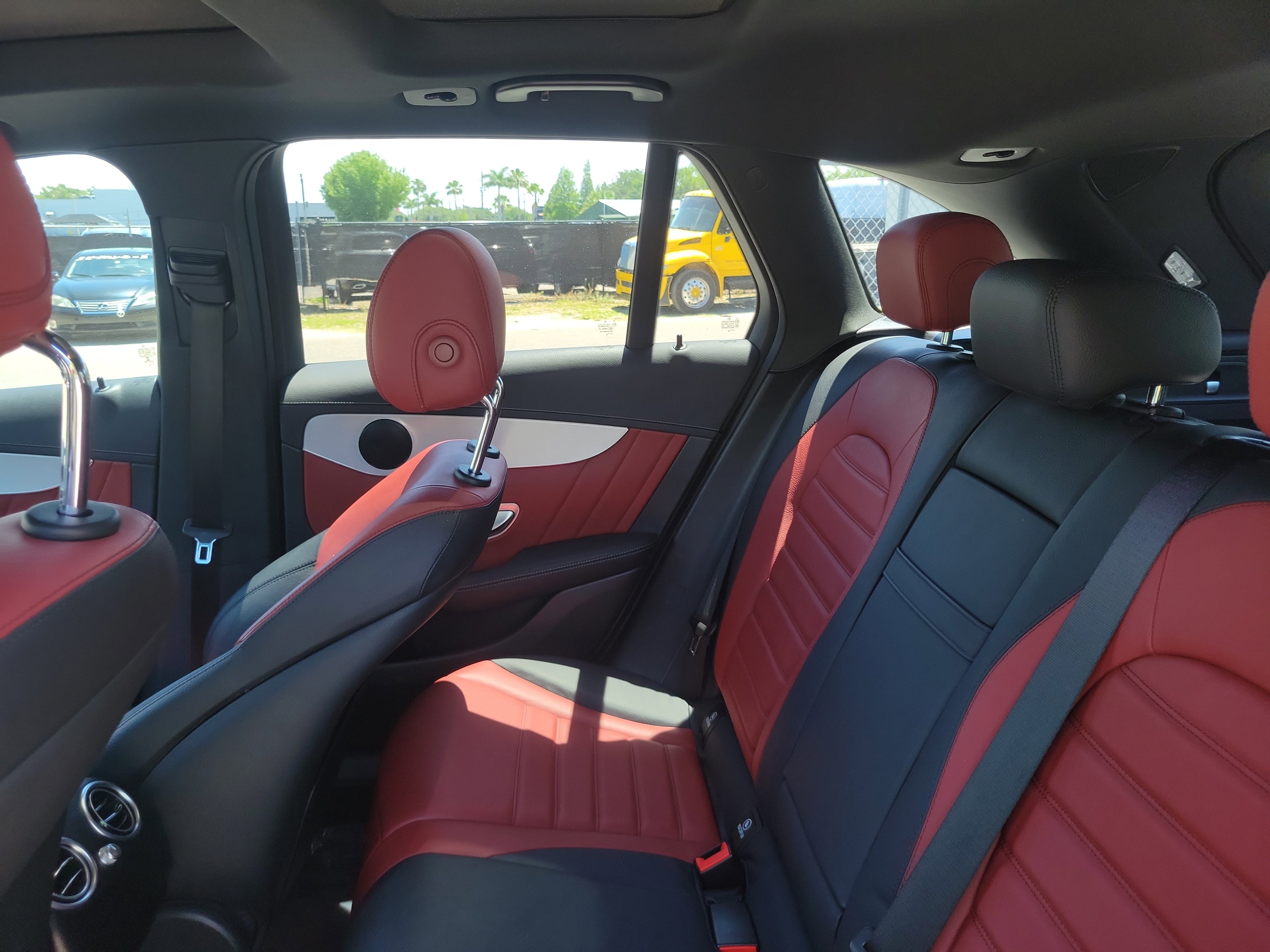 Used 2022 Mercedes-Benz GLC 43 AMG 4MATIC image 10