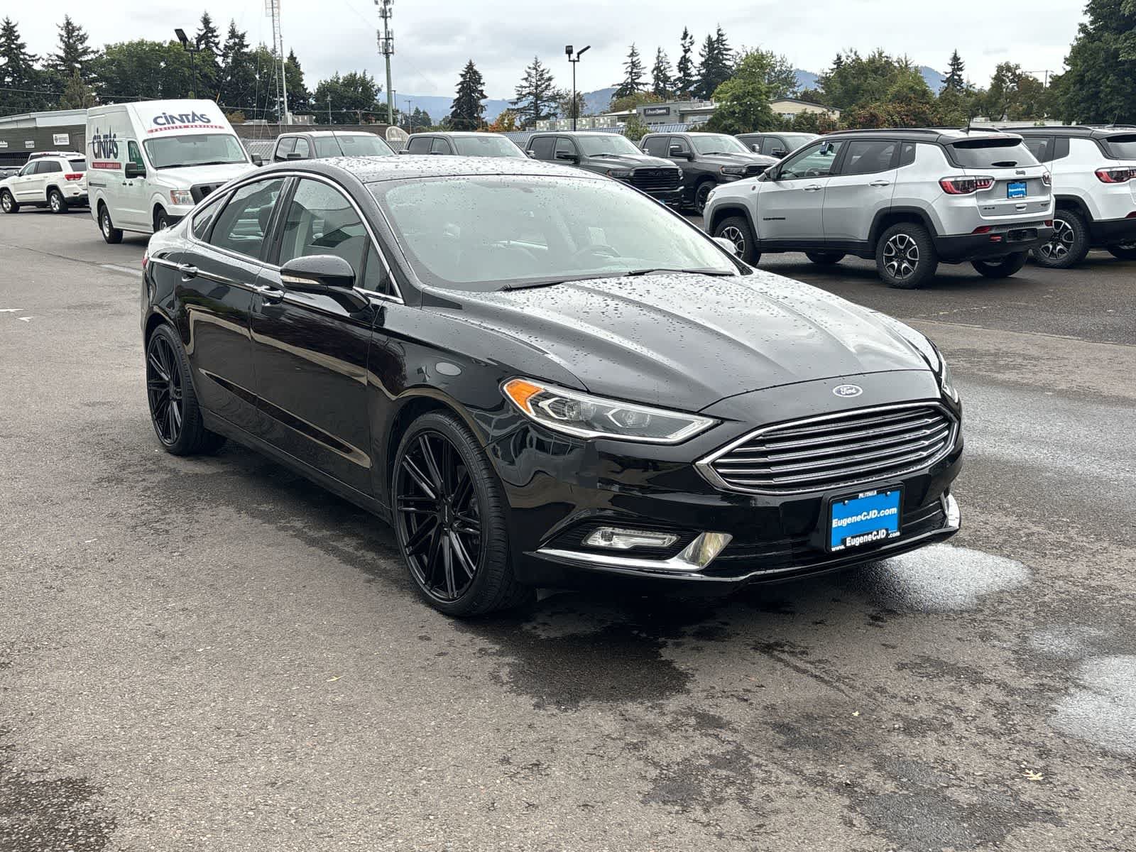 Used 2017 Ford Fusion Titanium FWD image 7