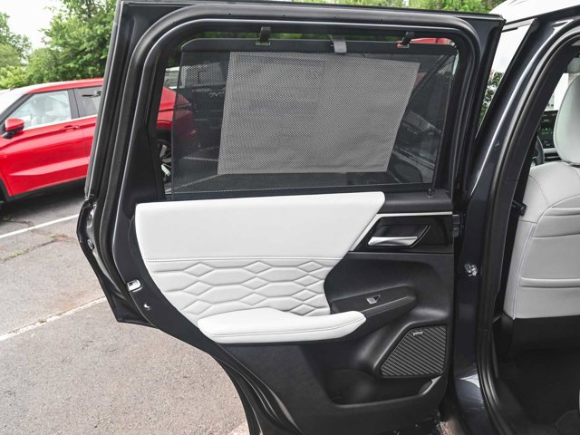 New 2025 Mitsubishi Outlander SEL image 12