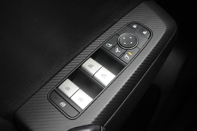 Used 2024 Mitsubishi Outlander SE image 17