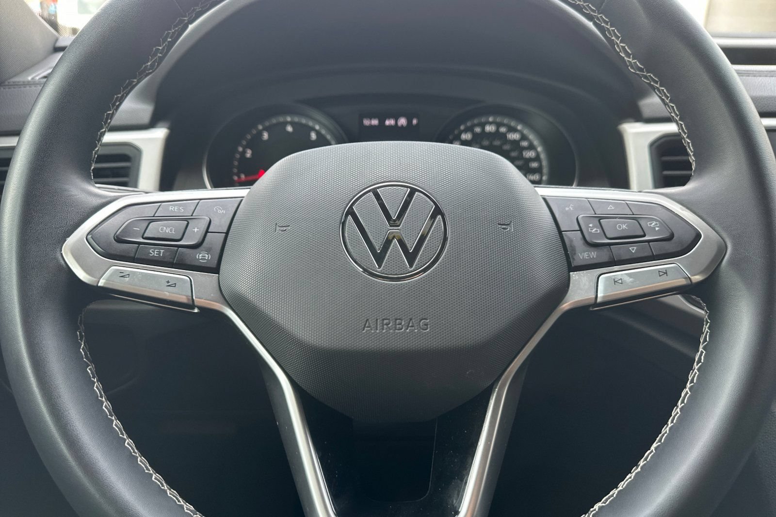 Used 2021 Volkswagen Atlas Cross Sport SE AWD/4WD image 23