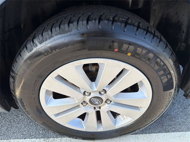 Used 2019 Subaru Outback 2.5i Premium image 19