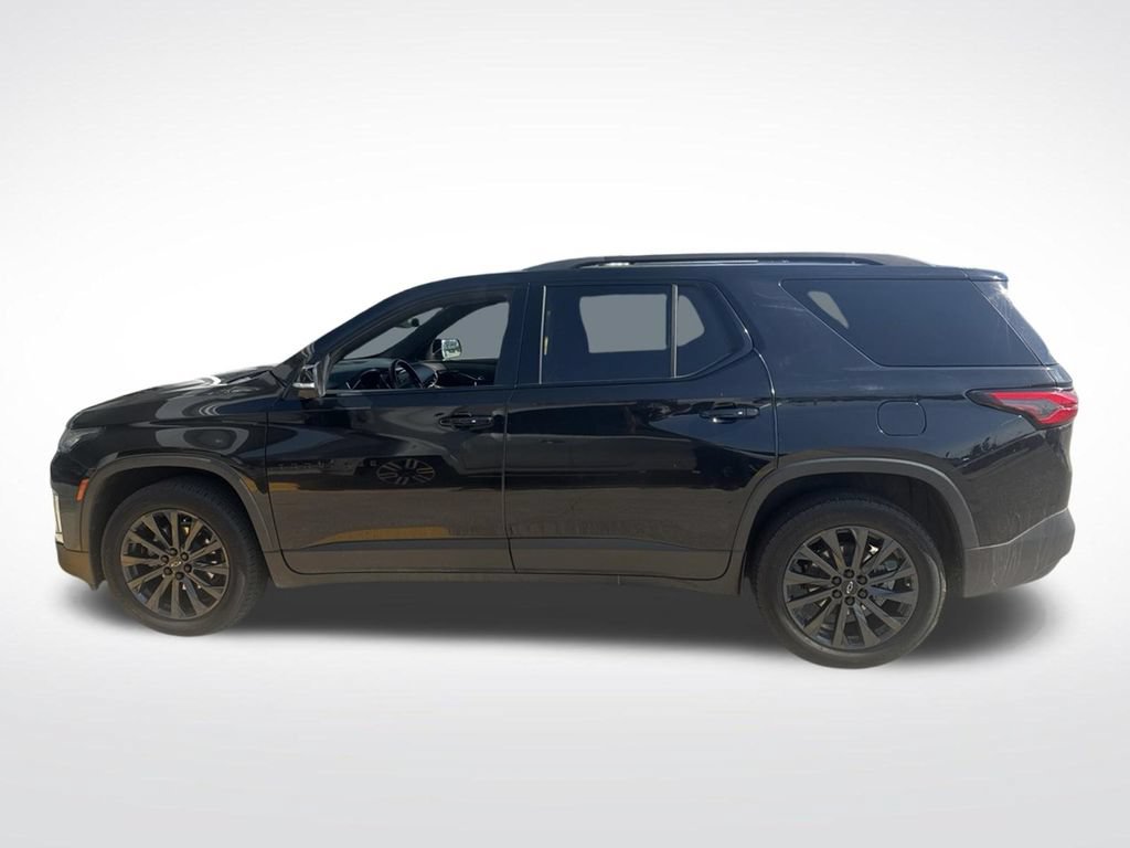Used 2023 Chevrolet Traverse RS FWD image 16