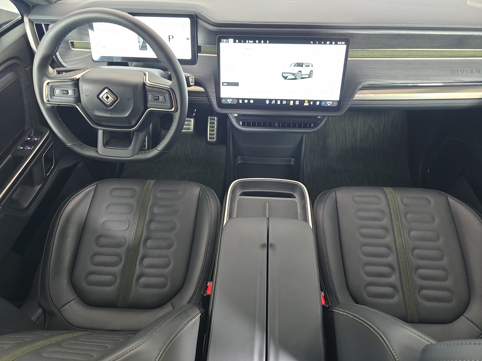 Used 2024 Rivian R1S Adventure AWD/4WD image 28