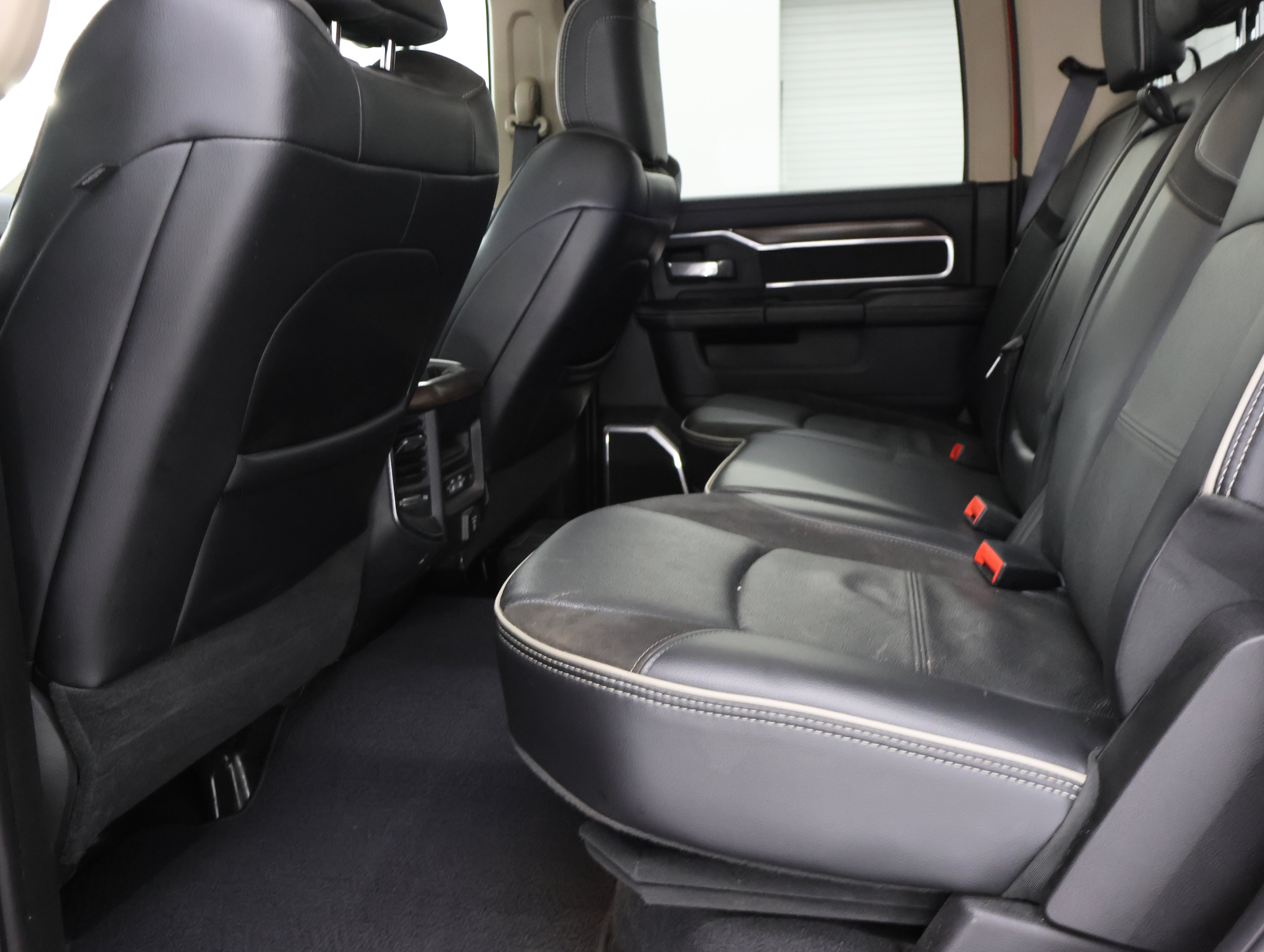Used 2022 RAM 3500 Laramie AWD/4WD image 33