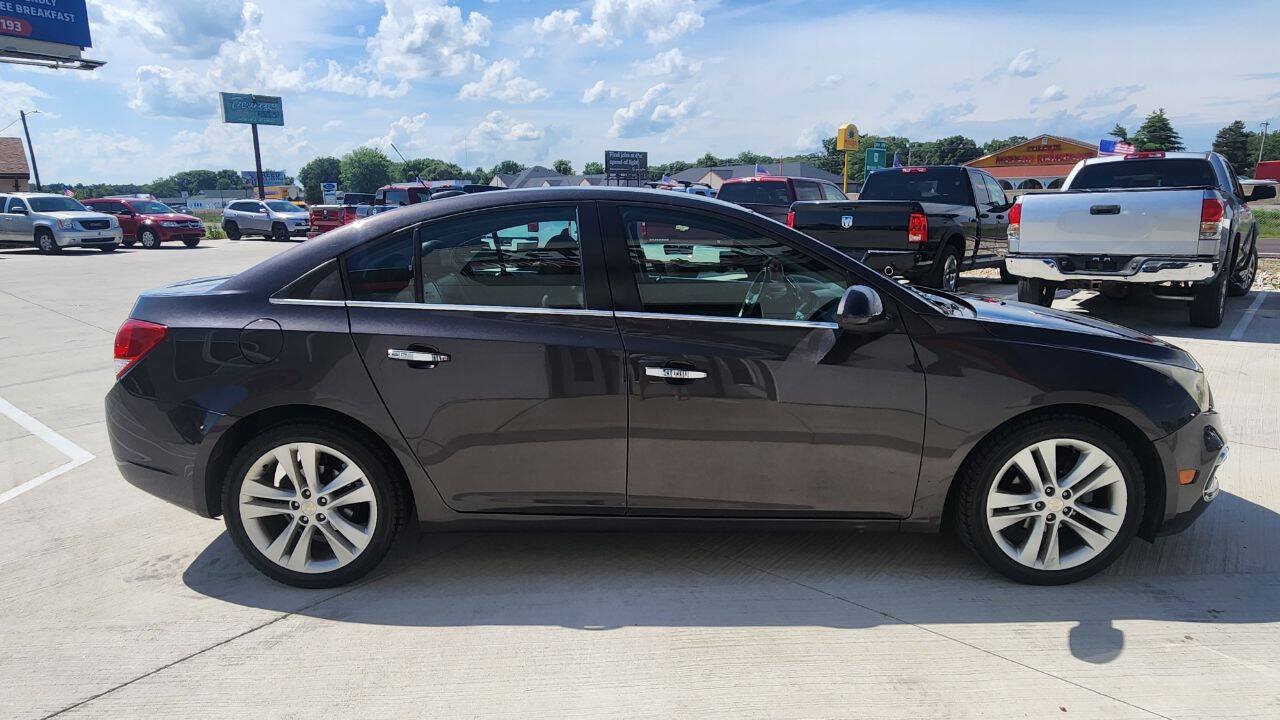 Used 2016 Chevrolet Cruze LTZ FWD image 7