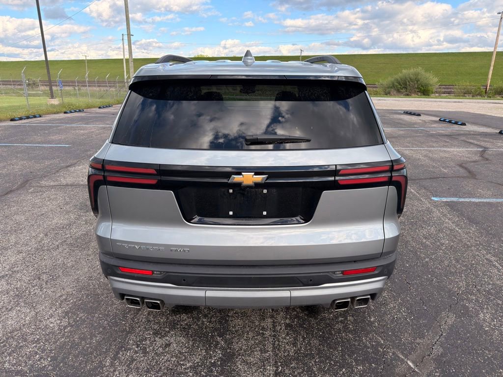 Used 2025 Chevrolet Traverse LT AWD/4WD image 13