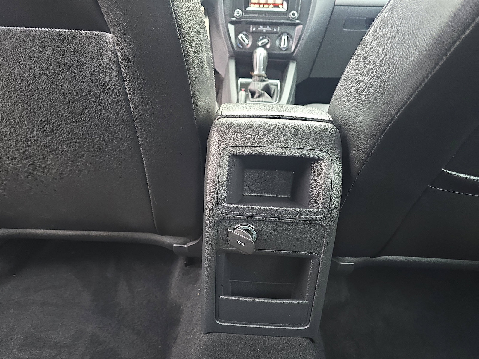 Used 2018 Volkswagen Jetta Wolfsburg Edition image 26