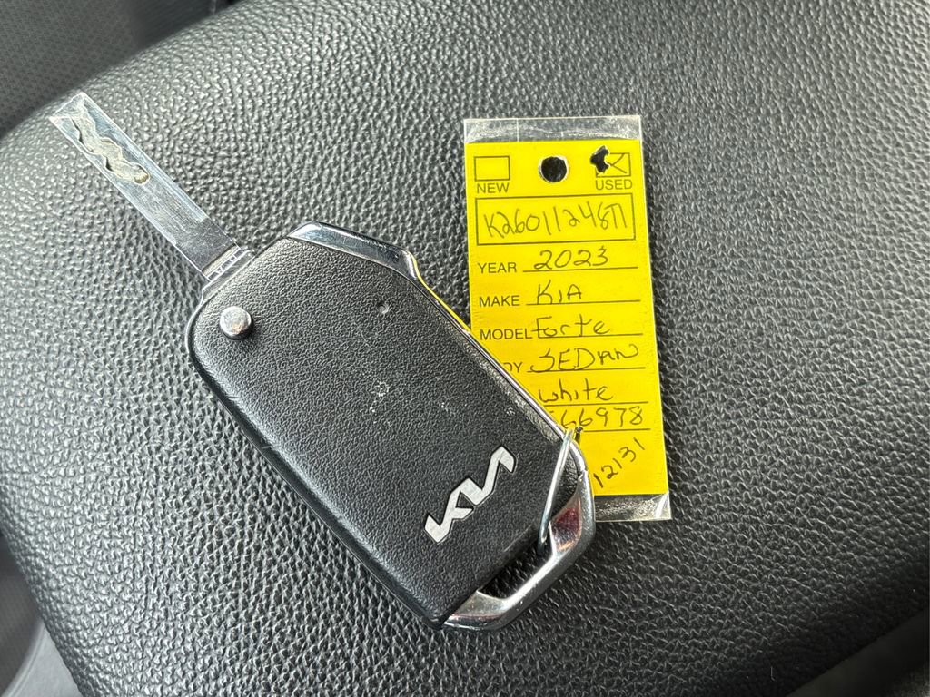 Certified 2023 Kia Forte LXS image 32