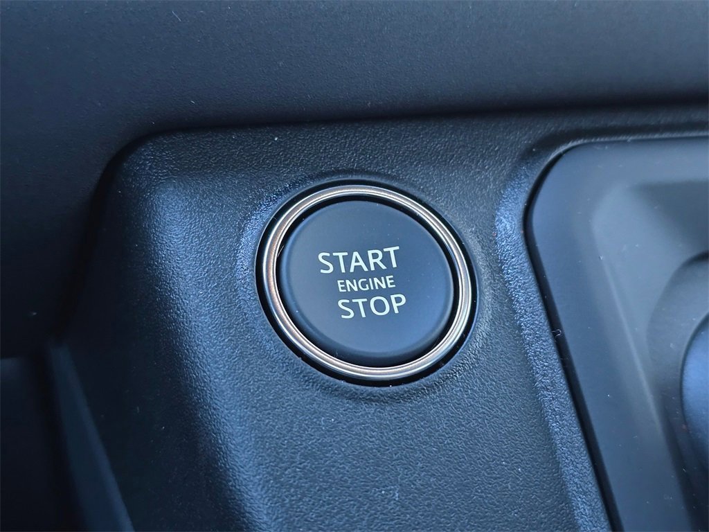 New 2025 Land Rover Defender 90 S image 16