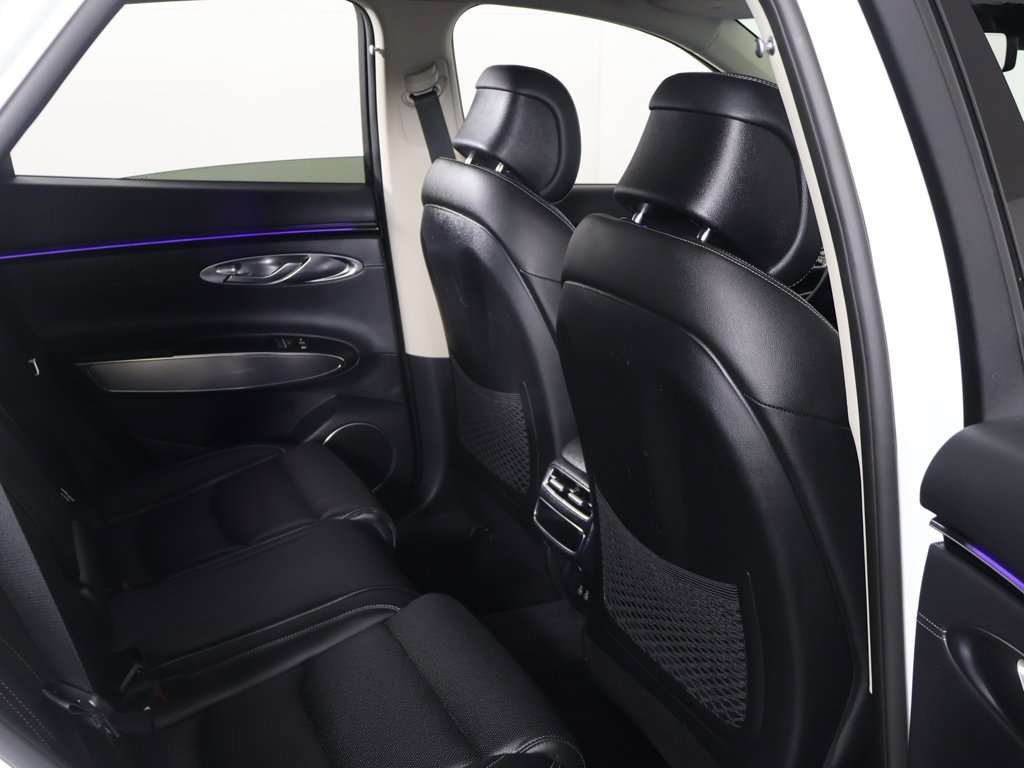 Used 2026 Genesis GV70 2.5T Select image 29