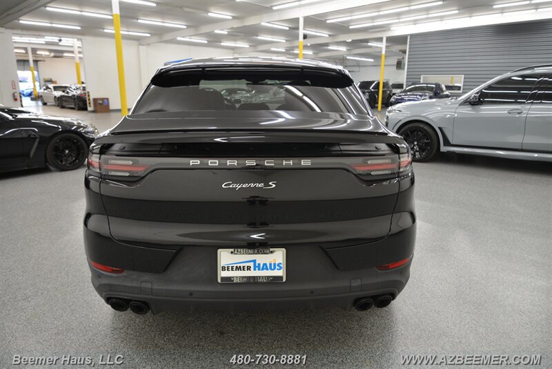 Used 2021 Porsche Cayenne S AWD/4WD image 12
