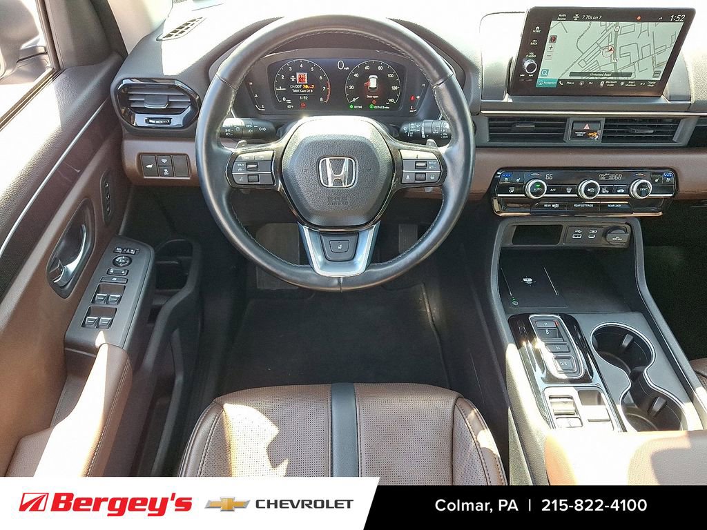 Used 2023 Honda Pilot Elite image 14