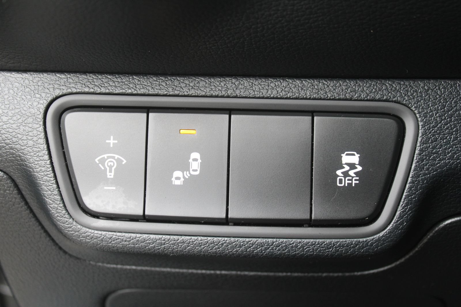 Certified 2024 Kia Forte GT-Line w/ GT-Line Premium Package FWD image 23