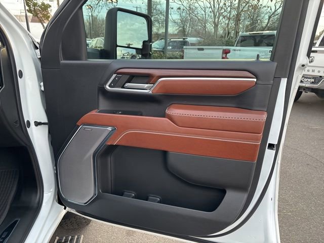 Used 2024 GMC Sierra 2500 Denali Ultimate image 35