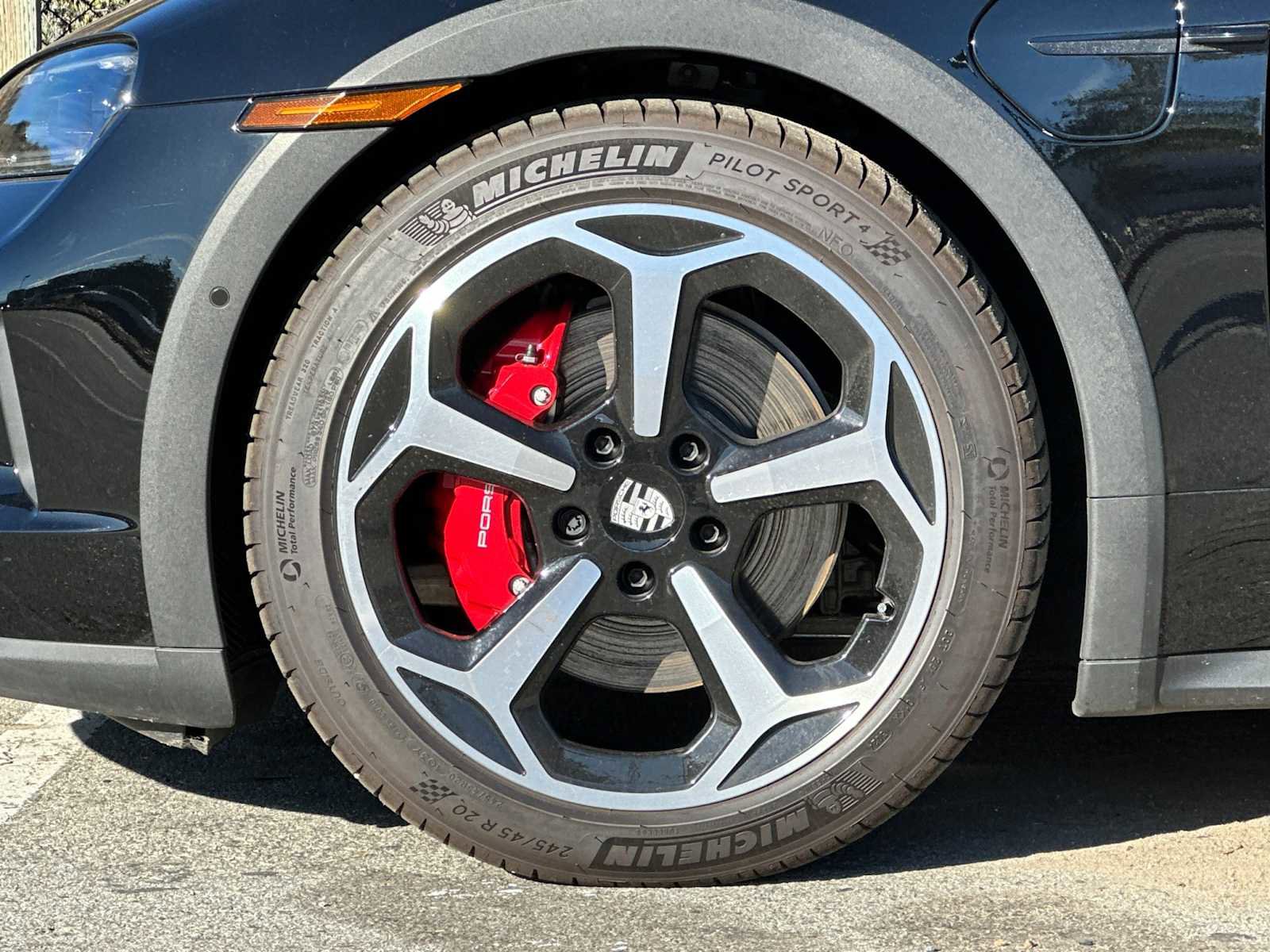 New 2025 Porsche Taycan 4S image 27