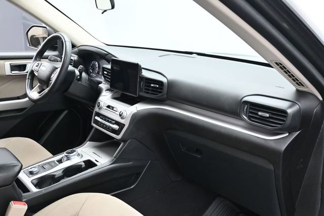 Certified 2023 Ford Explorer XLT AWD/4WD image 29