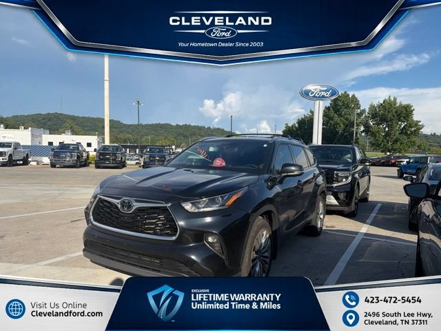 Used 2024 Toyota Highlander Platinum