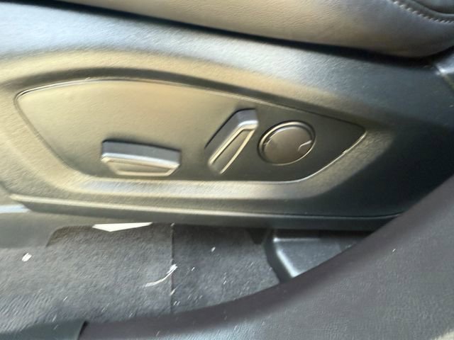 Used 2022 Ford Explorer XLT w/ Equipment Group 202A image 20