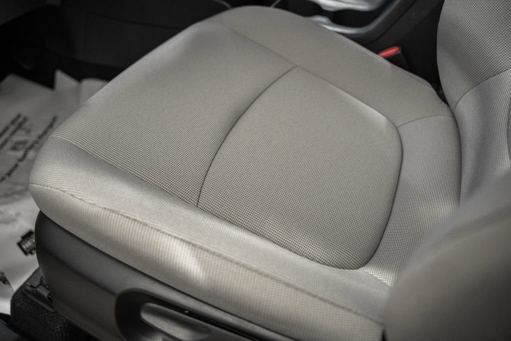 New 2026 Toyota Corolla Cross L image 27