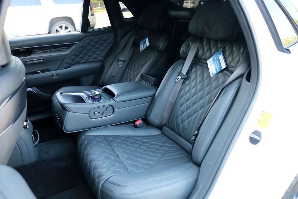 Used 2026 Genesis G90 3.5T Prestige AWD/4WD image 25