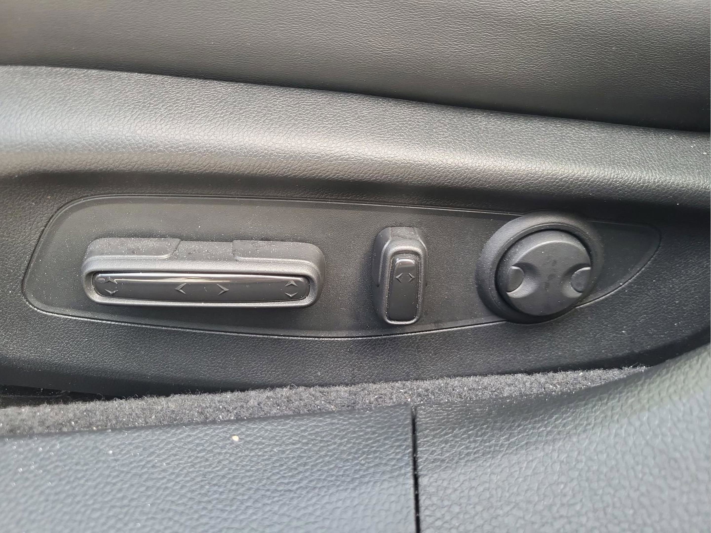 Used 2025 Honda Accord EX-L image 14