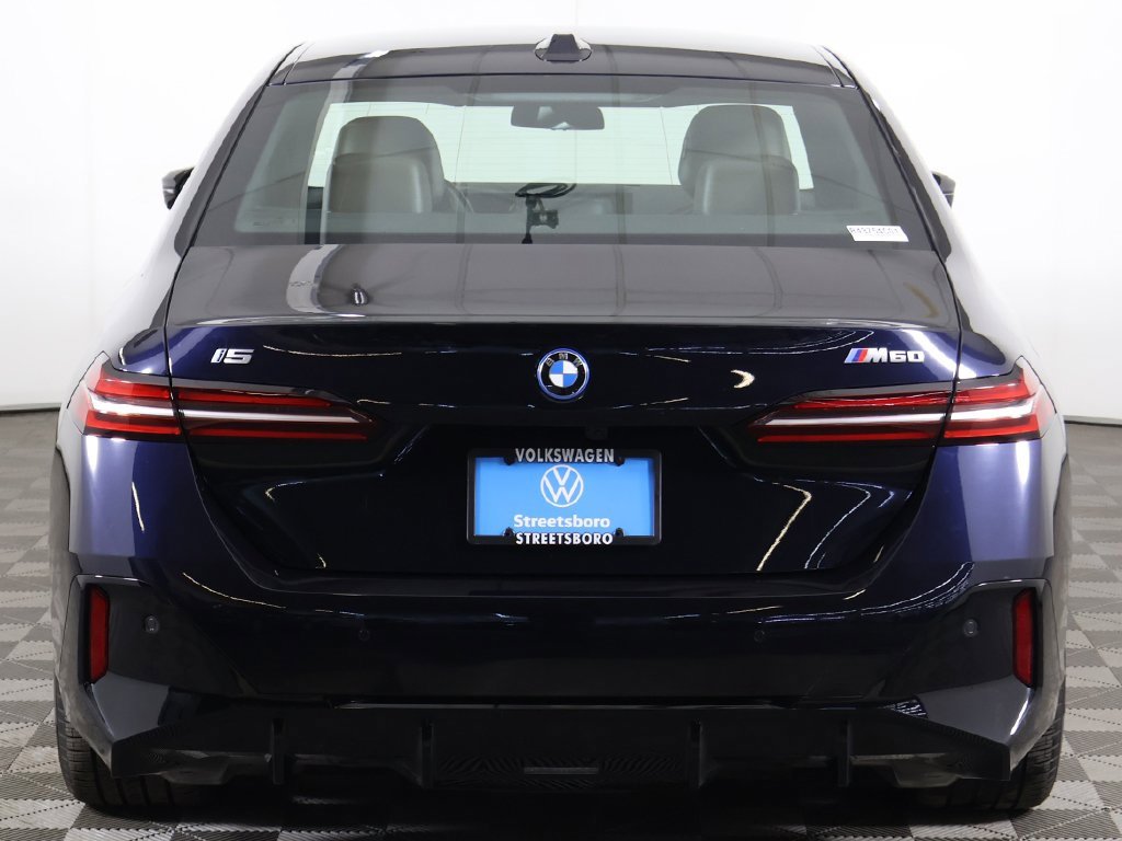 Used 2024 BMW i5 M60 w/ Premium Package image 16