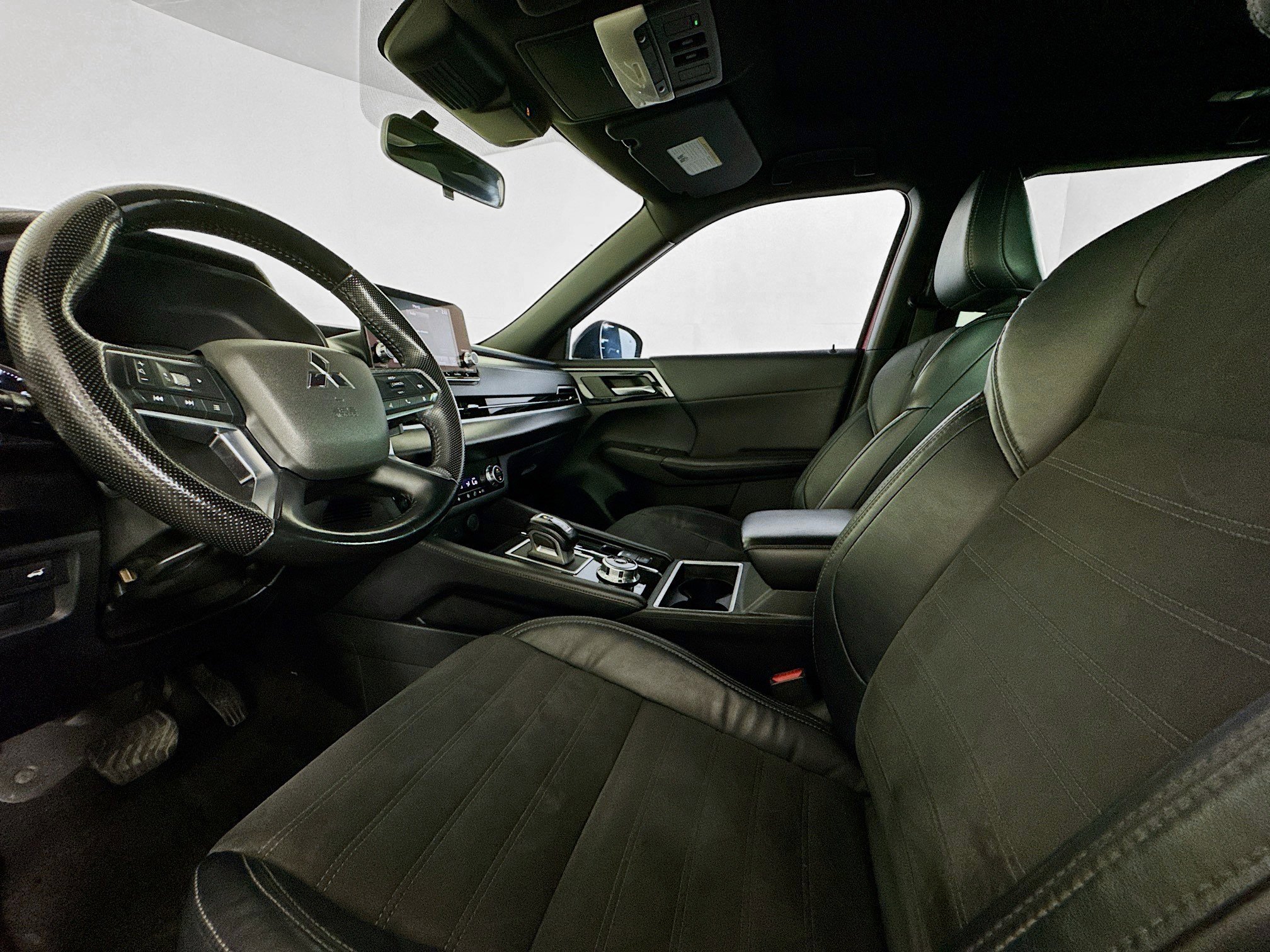 Used 2022 Mitsubishi Outlander SE FWD image 19