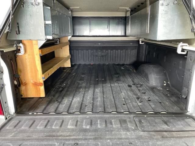 Used 2021 Chevrolet Silverado 2500 LT w/ Convenience Package image 8