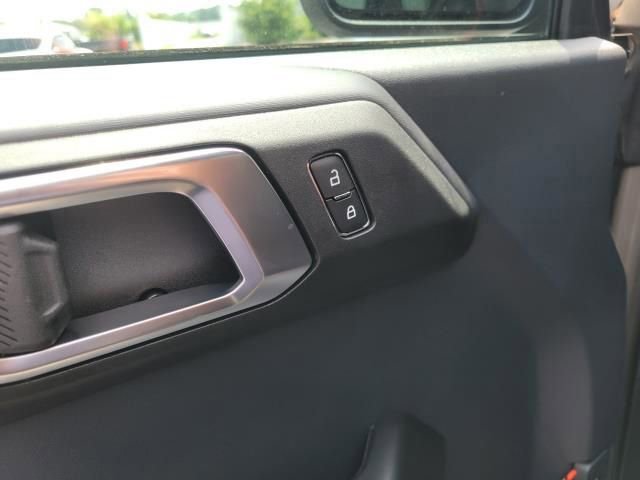 New 2025 Ford Bronco Raptor w/ Interior Carbon Fiber Pack image 18