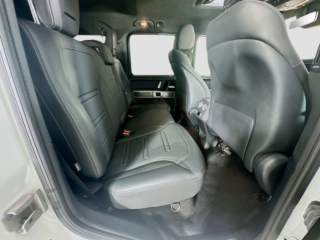 Used 2025 Mercedes-Benz G 550 image 28