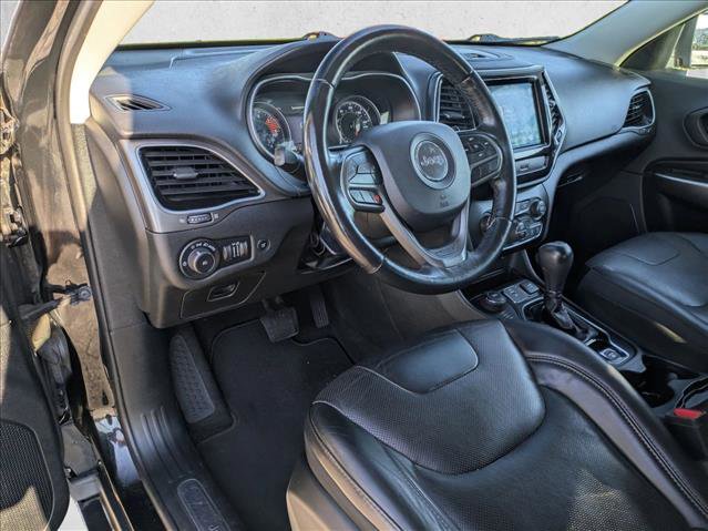 Used 2019 Jeep Cherokee Limited image 10