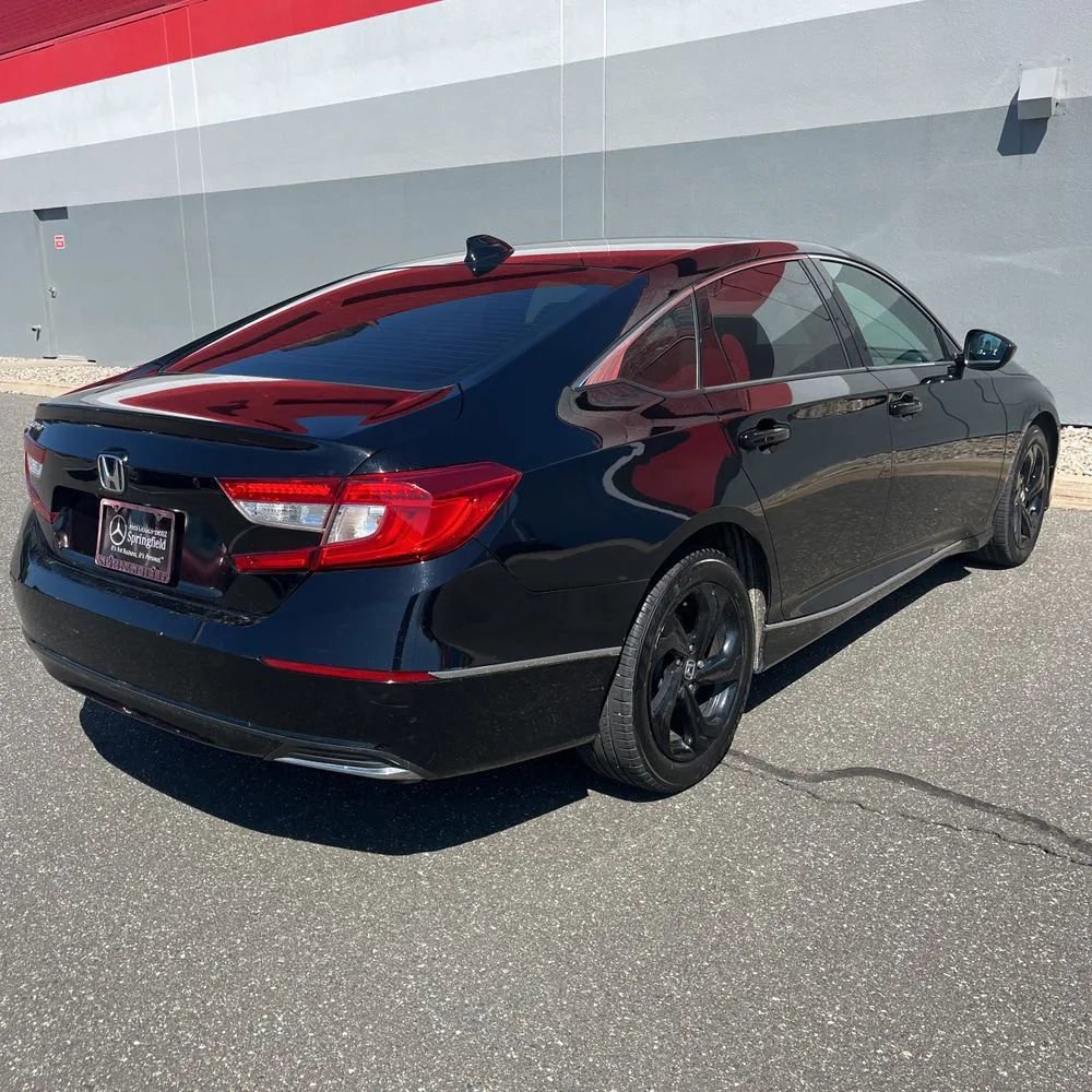 Used 2019 Honda Accord EX image 5