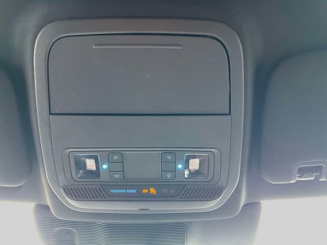 Used 2020 Ford Explorer XLT w/ Equipment Group 202A image 34