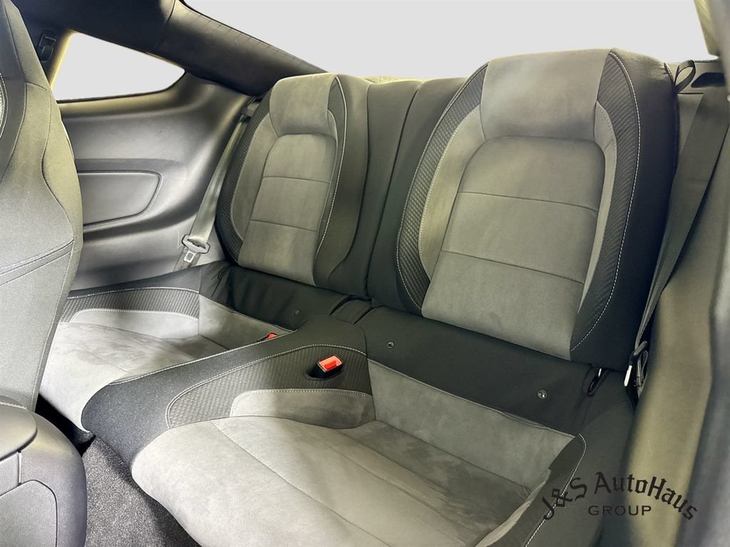 Used 2019 Ford Mustang Shelby GT350 w/ Technology Package RWD image 26