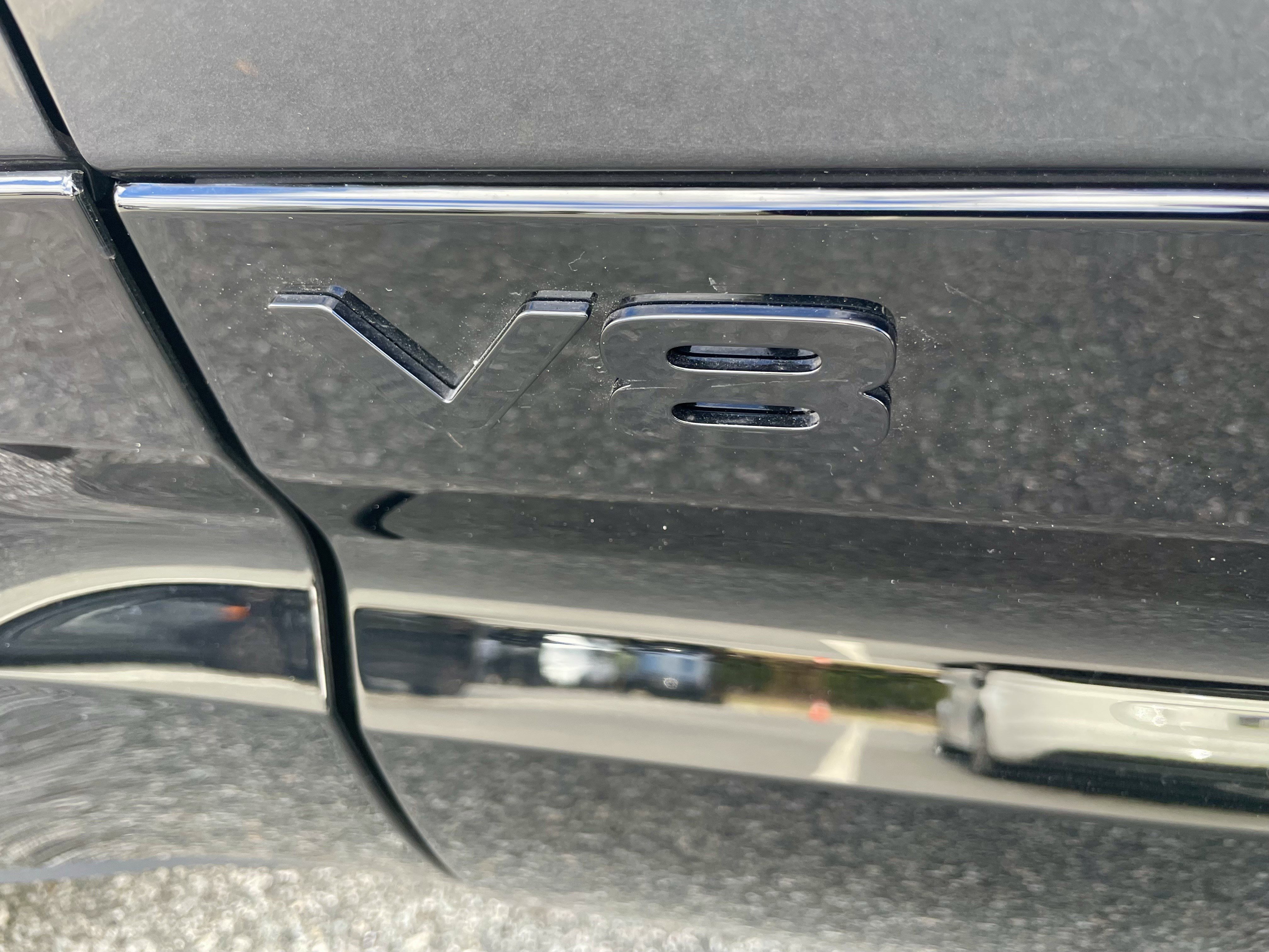 New 2026 Land Rover Defender 130 V8 image 35