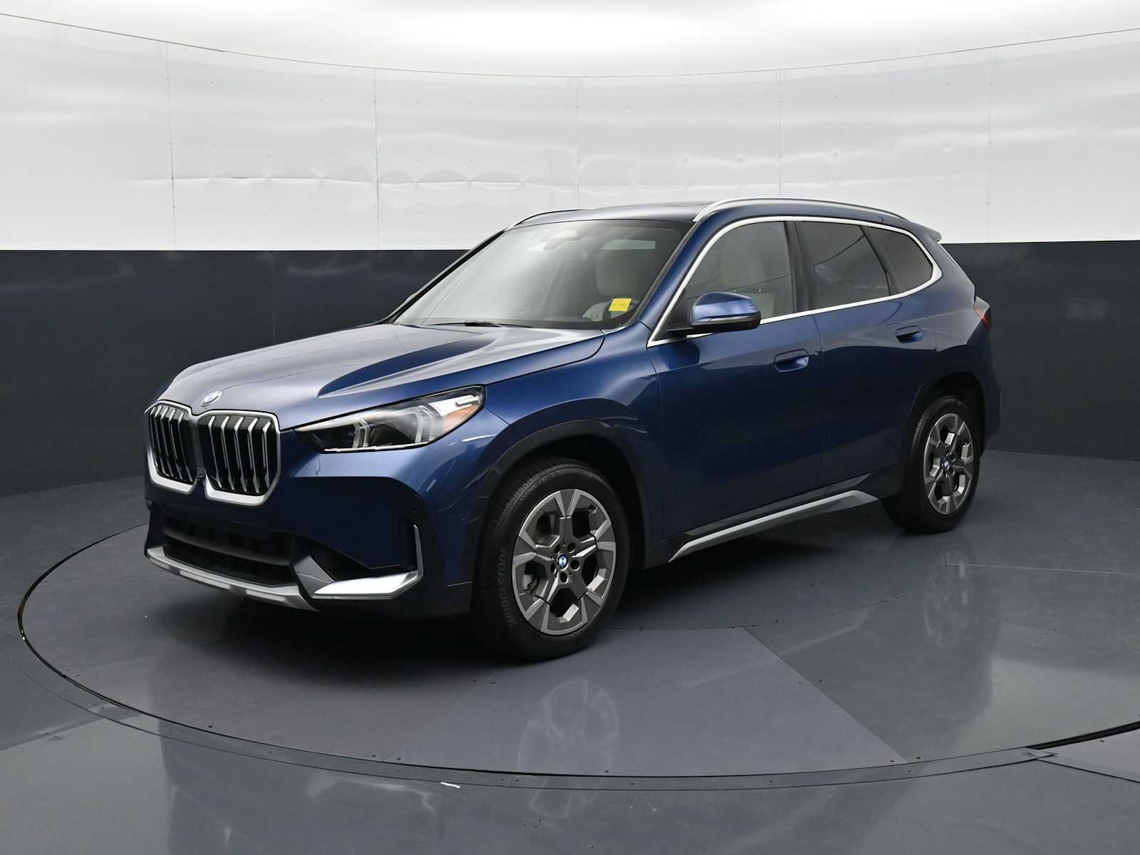 Used 2025 BMW X1 xDrive28i w/ Technology Package