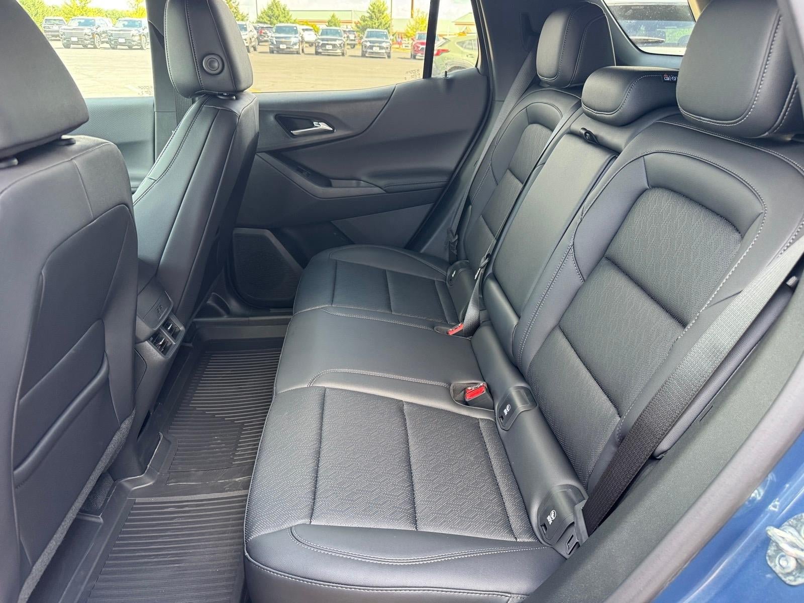 New 2027 Chevrolet Equinox LT w/ Convenience Package II AWD/4WD image 5